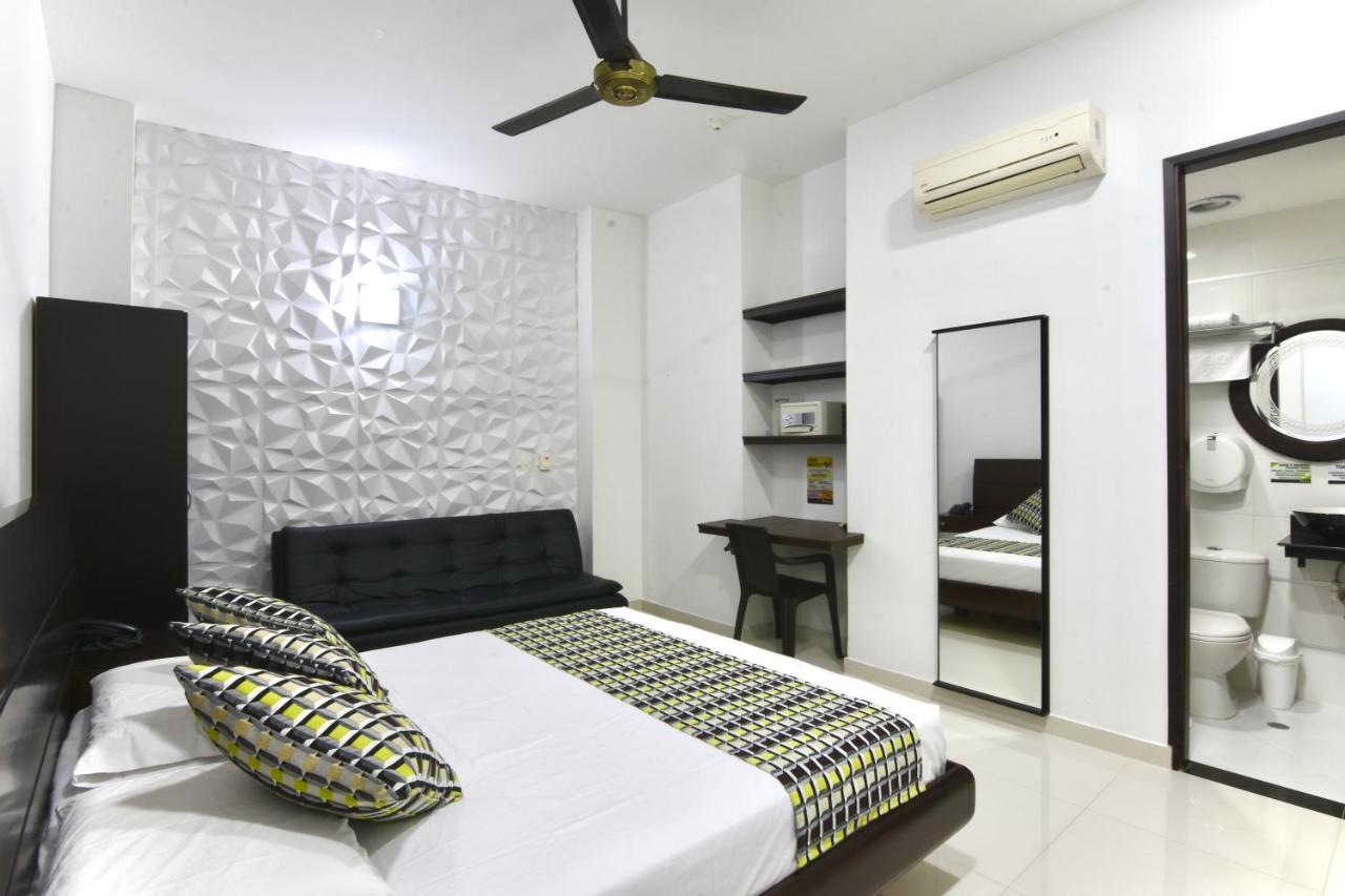 Hotel Florida ซินเซเลโฮ ภายนอก รูปภาพ