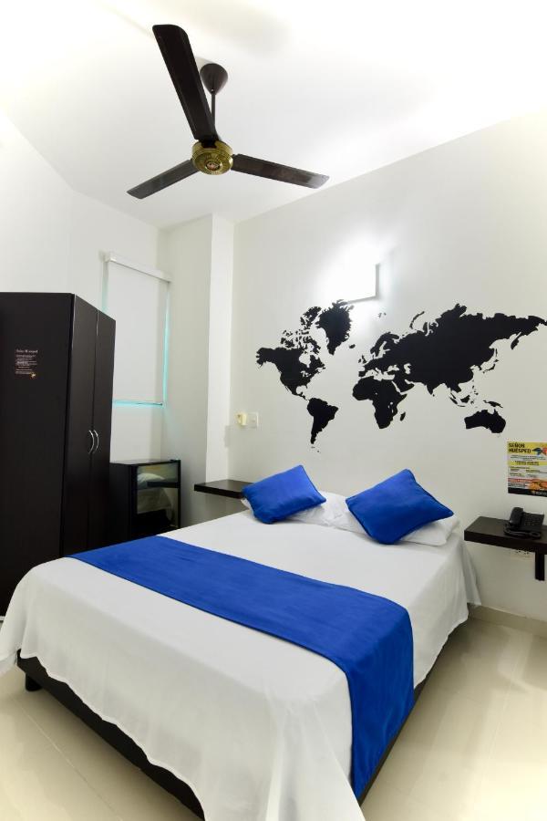 Hotel Florida ซินเซเลโฮ ภายนอก รูปภาพ