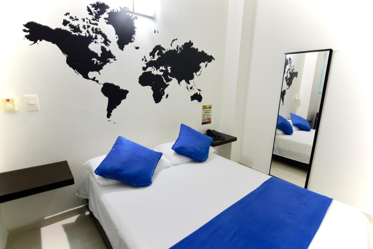 Hotel Florida ซินเซเลโฮ ภายนอก รูปภาพ