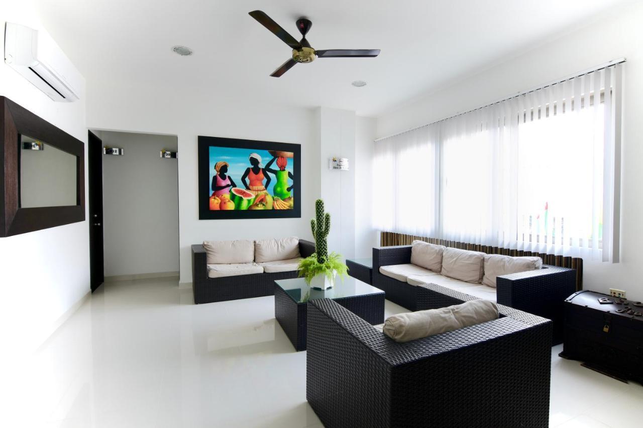 Hotel Florida ซินเซเลโฮ ภายนอก รูปภาพ