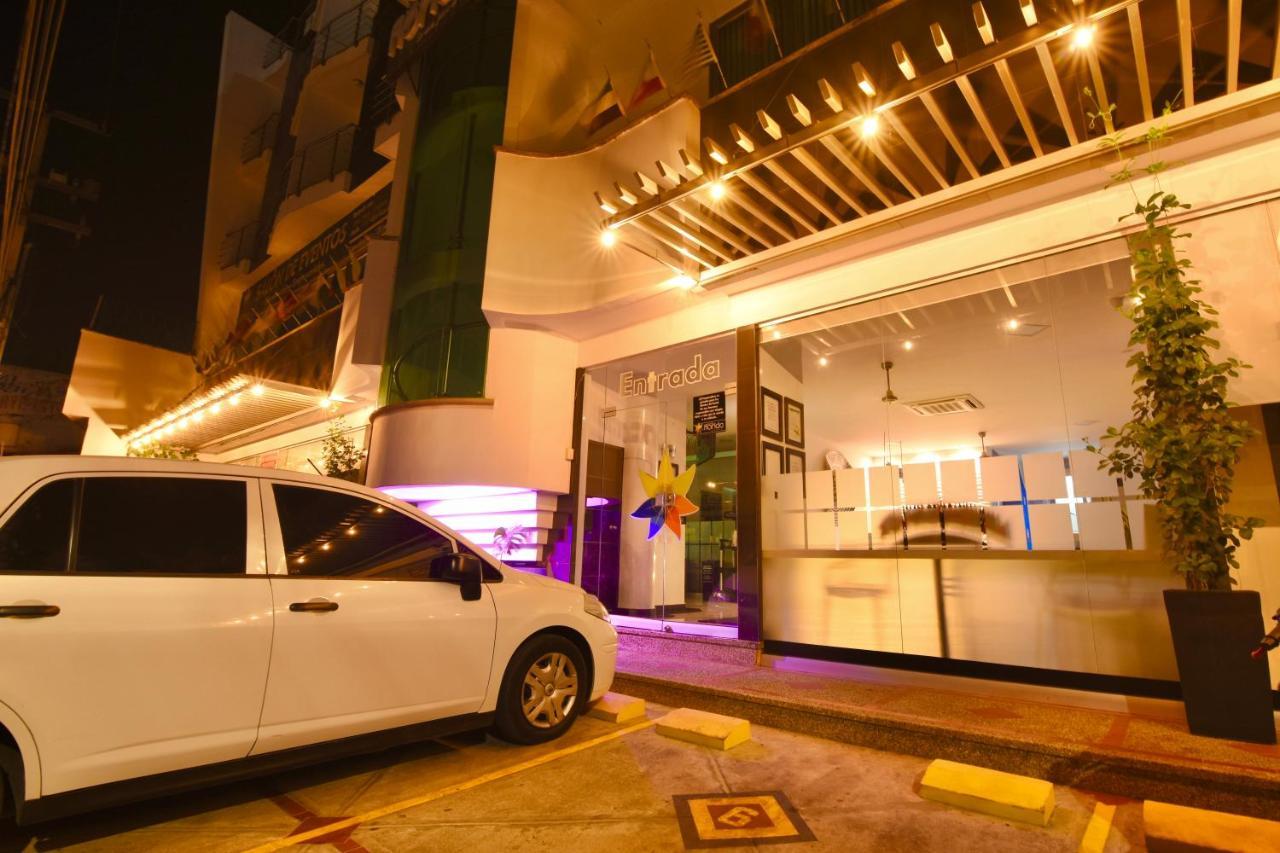 Hotel Florida ซินเซเลโฮ ภายนอก รูปภาพ