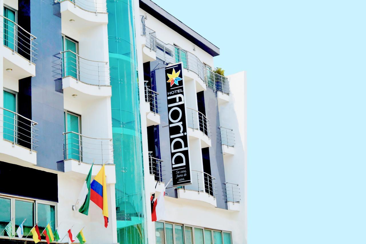 Hotel Florida ซินเซเลโฮ ภายนอก รูปภาพ