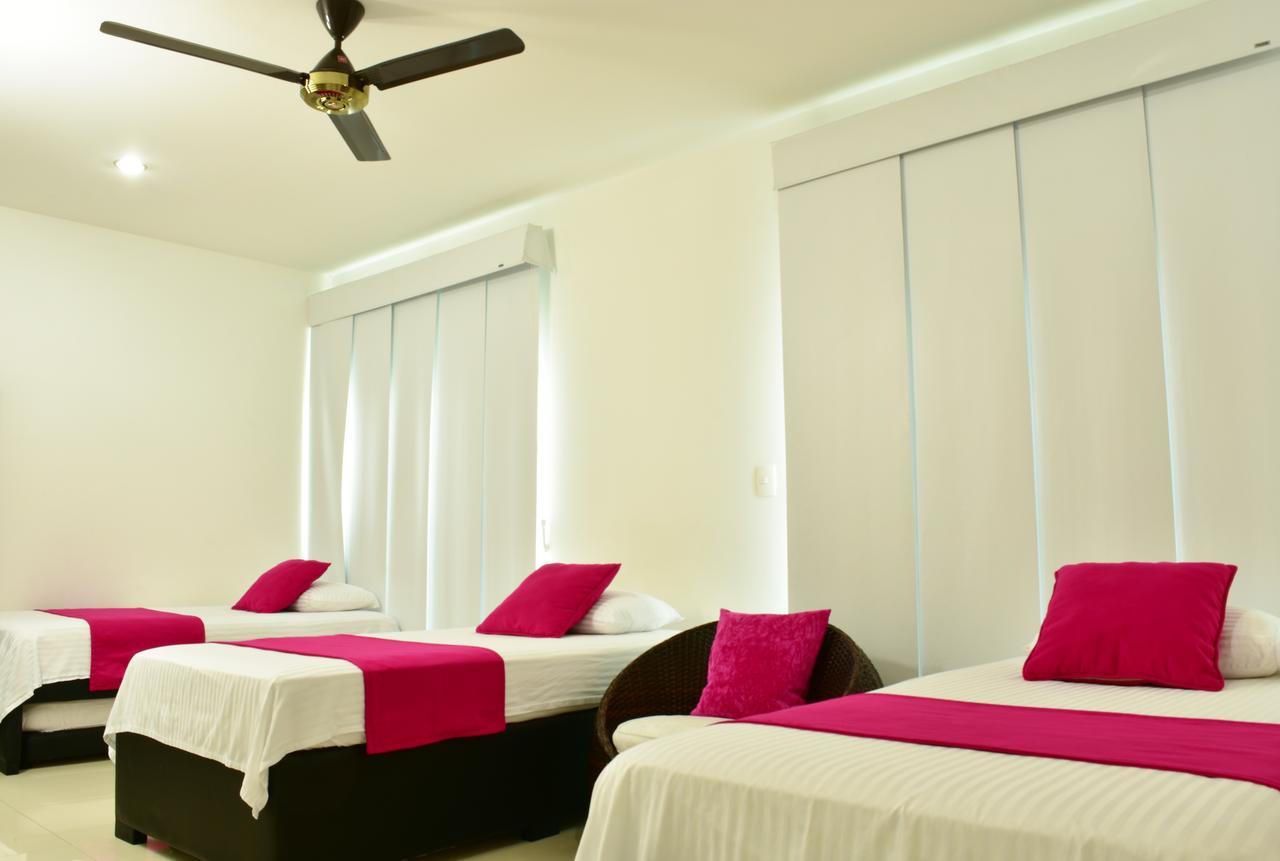 Hotel Florida ซินเซเลโฮ ภายนอก รูปภาพ